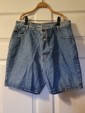 Vintage PD Gitano Womans Shorts. 100% Cotton. Waist Measures 30 Inches
